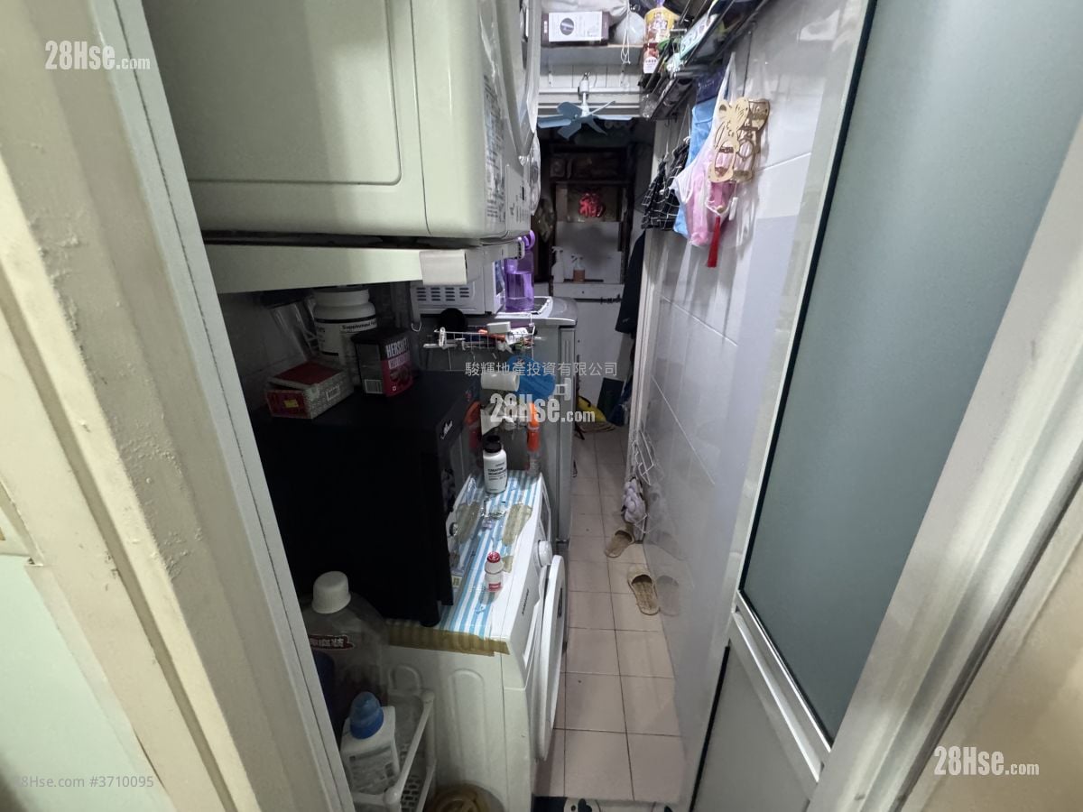 单幢楼房 租盘 开放式间隔 , 1 浴室 228 平方尺