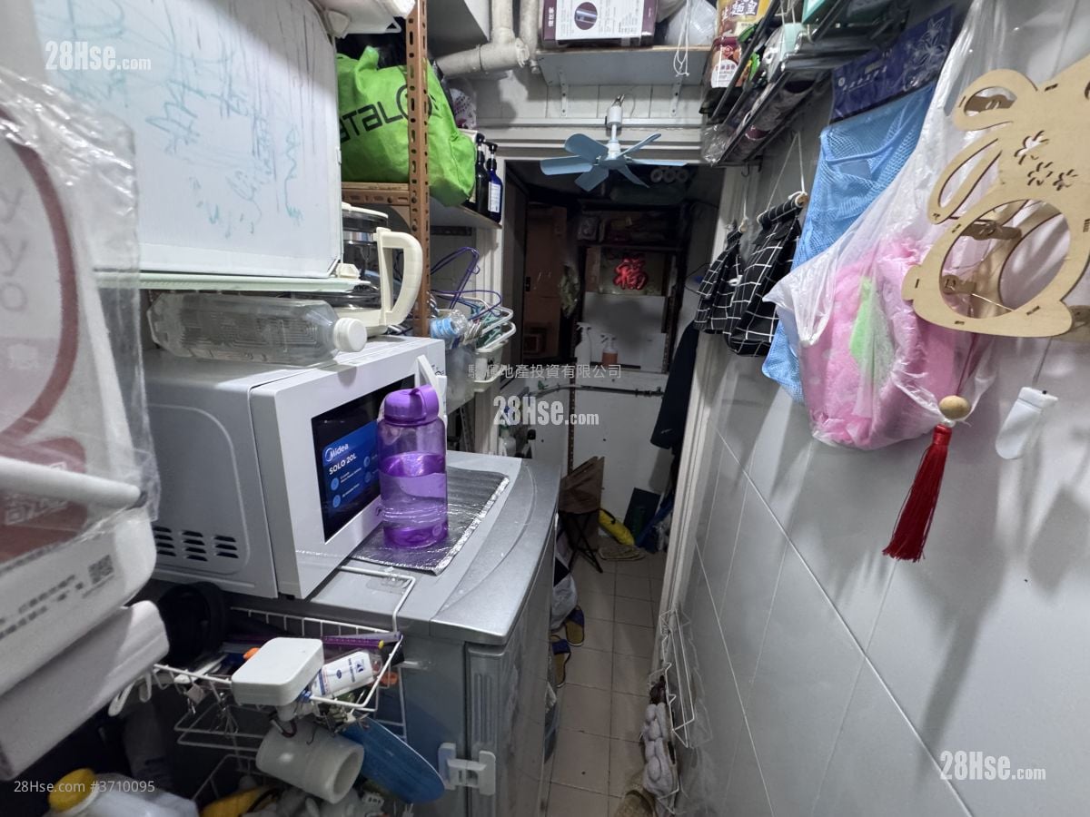 单幢楼房 租盘 开放式间隔 , 1 浴室 228 平方尺