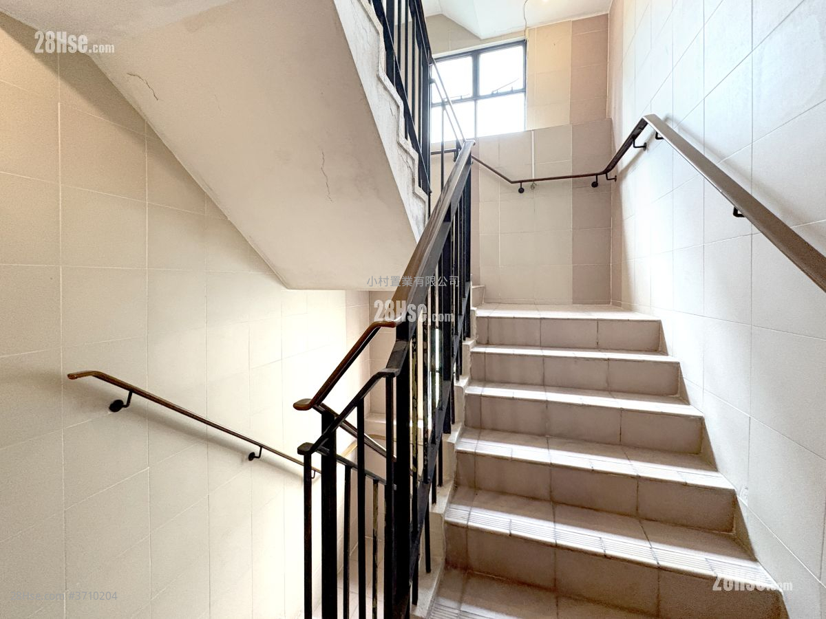 大廈入口: 興隆樓 租盤 開放式間隔 , 1 浴室 293 平方呎