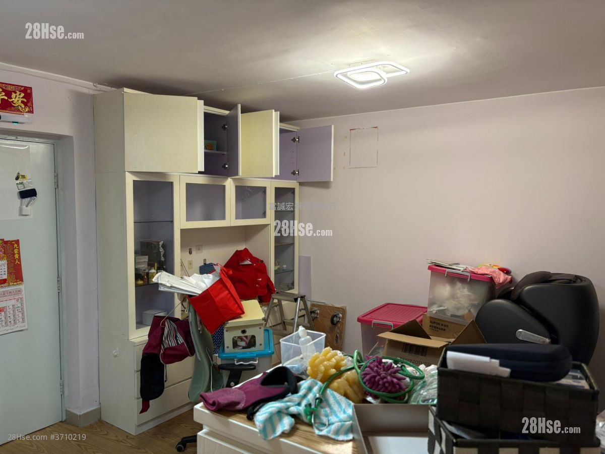 鳳德邨 售盤 445 平方呎