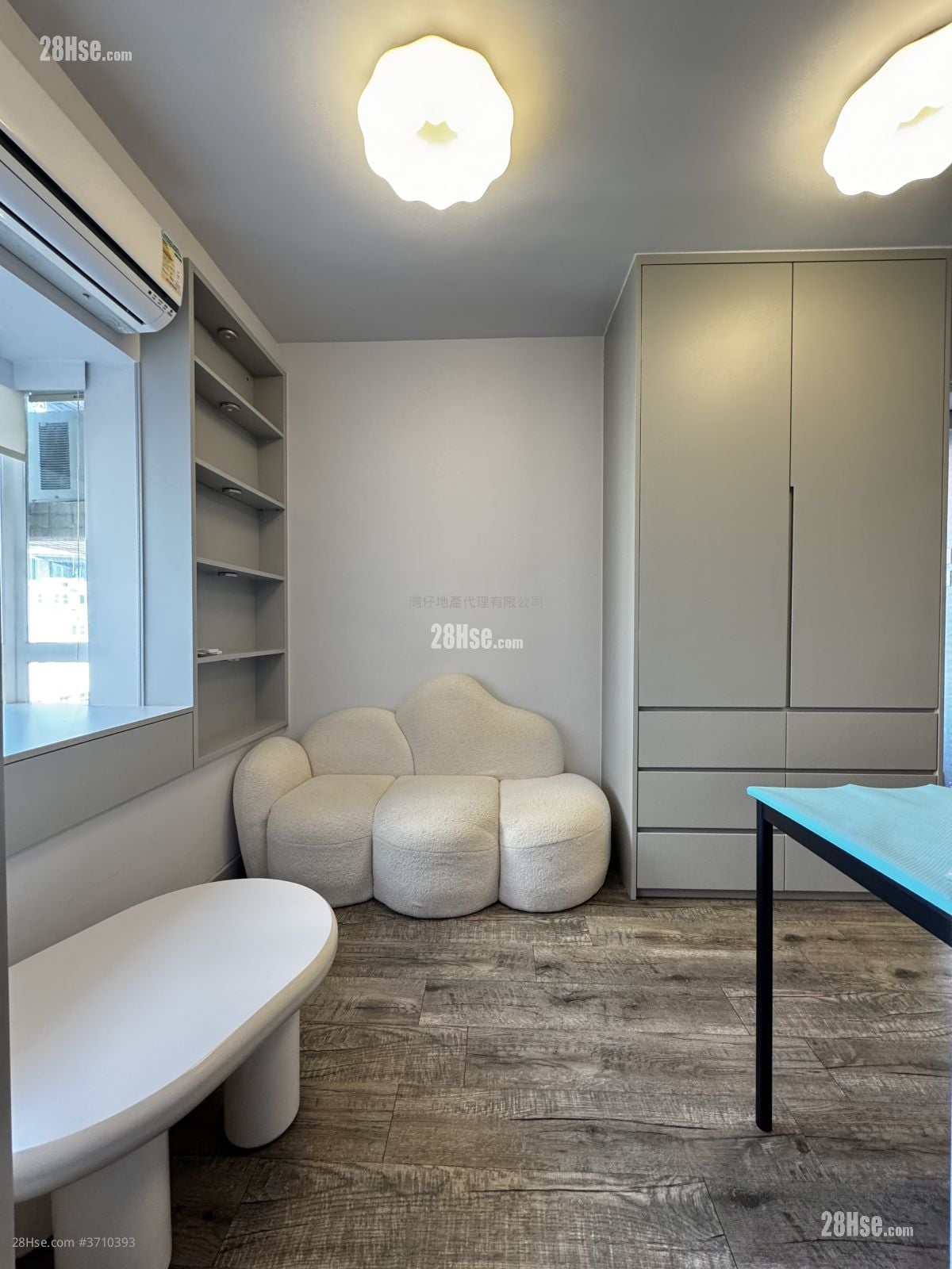 Well-Found Building Sell 1 Bedroom , 1 Bathroom 319 ft²