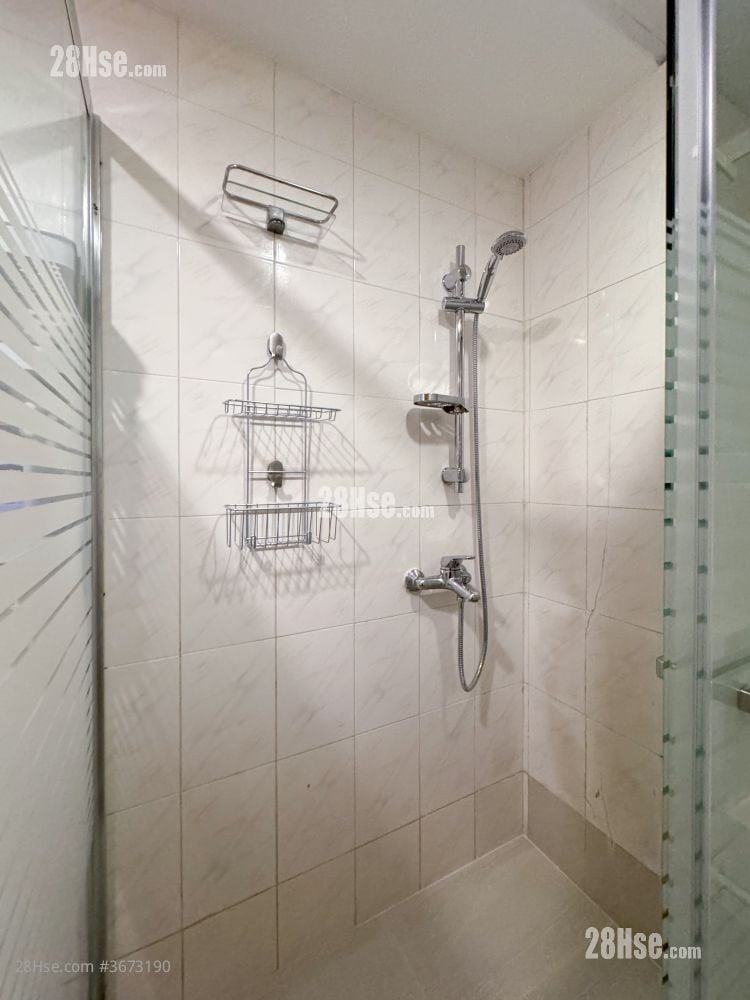 华登大厦 租盘 1 房 , 1 浴室 118 平方尺