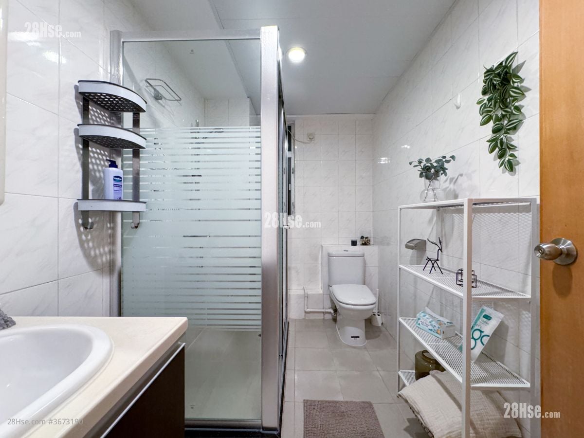 华登大厦 租盘 1 房 , 1 浴室 118 平方尺