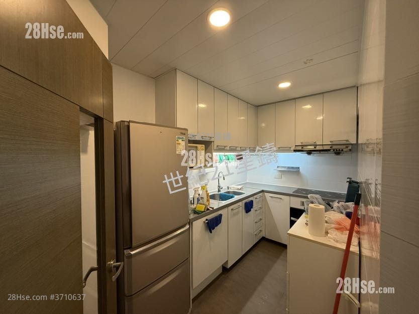 South Horizons Sell 3 Bedrooms , 2 Bathrooms 639 ft²