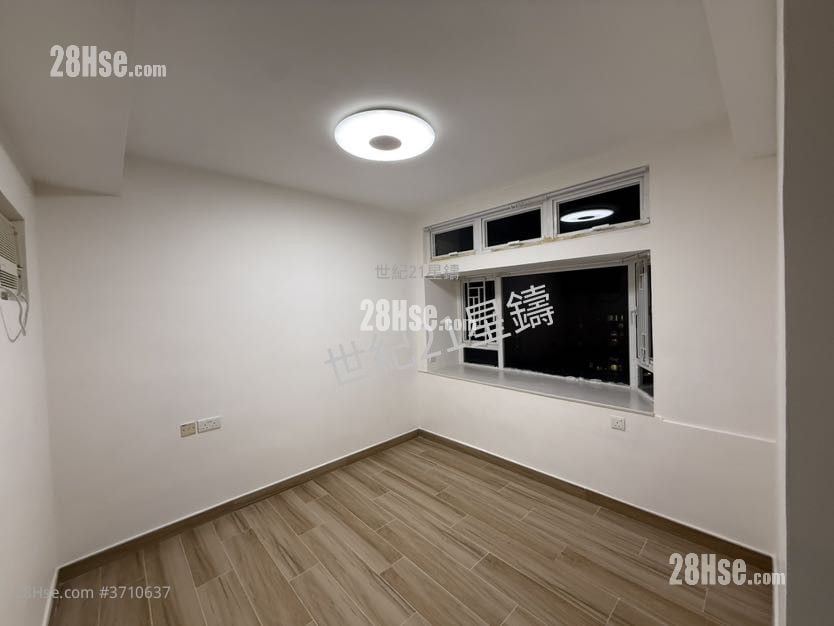 South Horizons Sell 3 Bedrooms , 2 Bathrooms 639 ft²