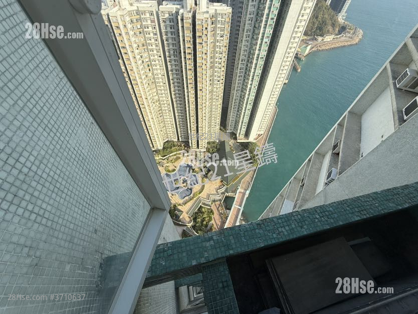 South Horizons Sell 3 Bedrooms , 2 Bathrooms 639 ft²