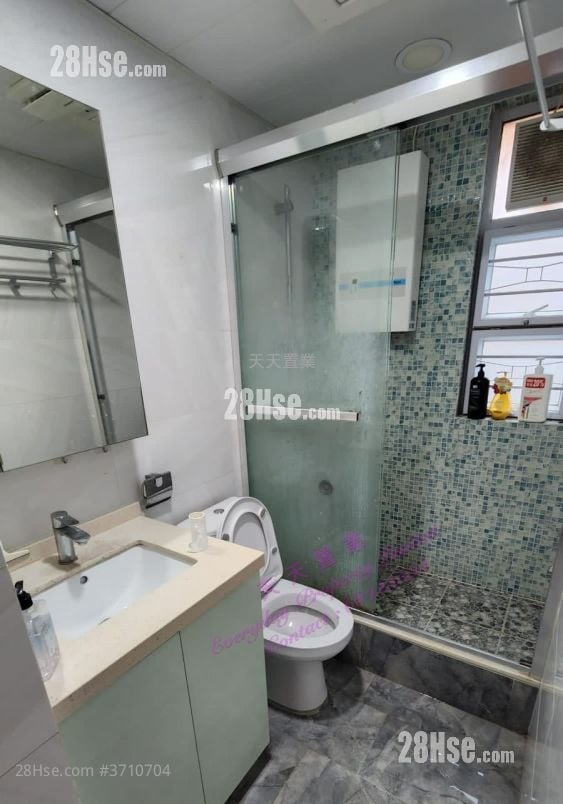 村屋 售盤 3 房 , 2 浴室