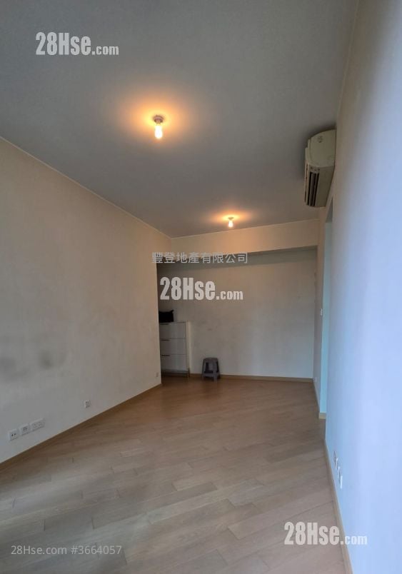 Grand Central #3664057 Rental Property Detail Page - Widok 2
