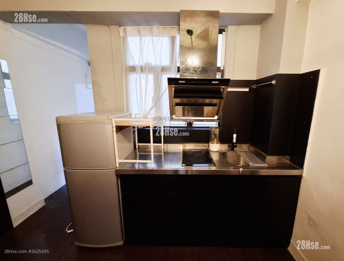 Kam Fai House Rental 2 Bedrooms , 1 Bathroom 343 ft²