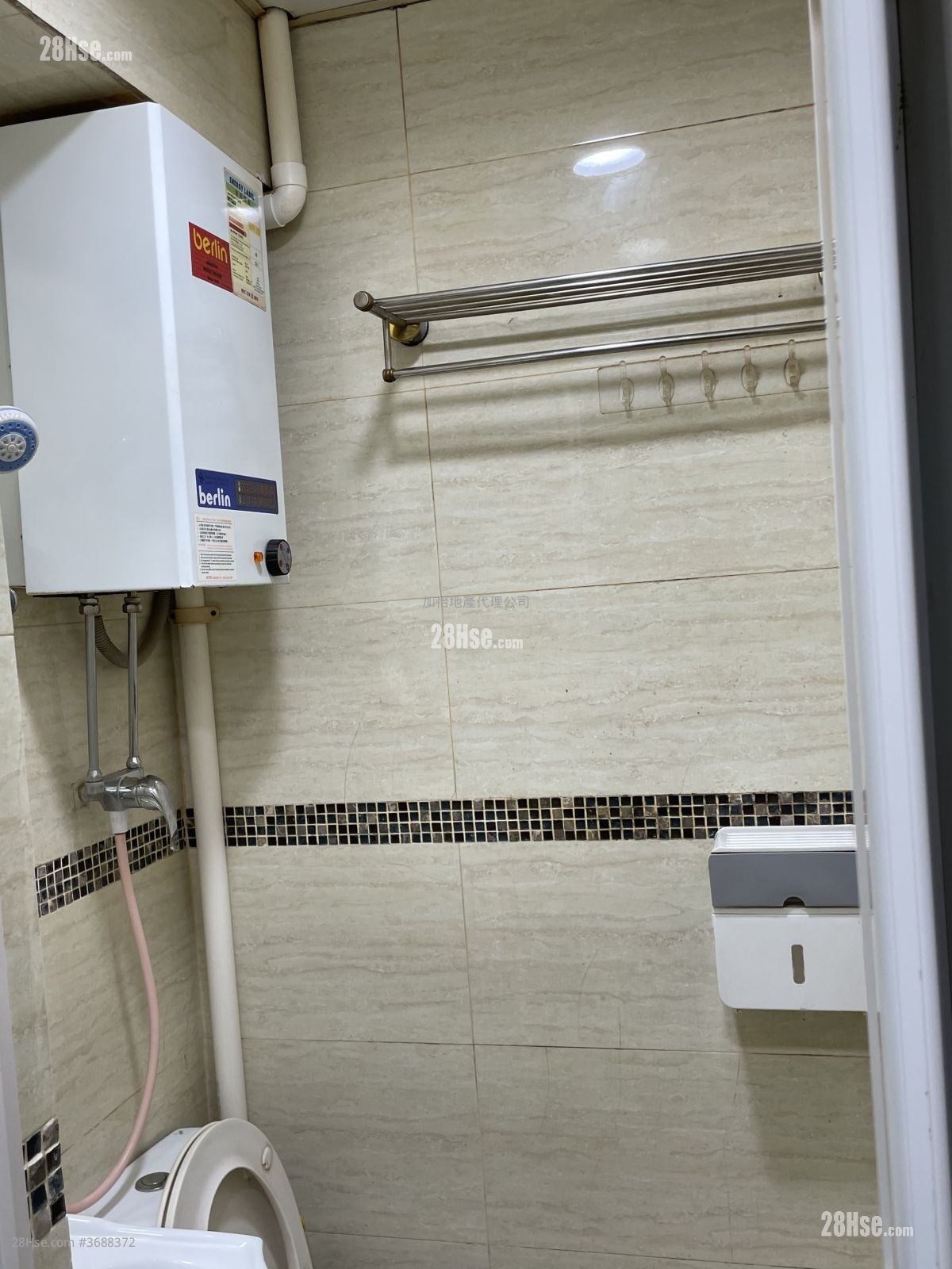 单幢楼房 租盘 1 房 , 1 浴室 160 平方尺