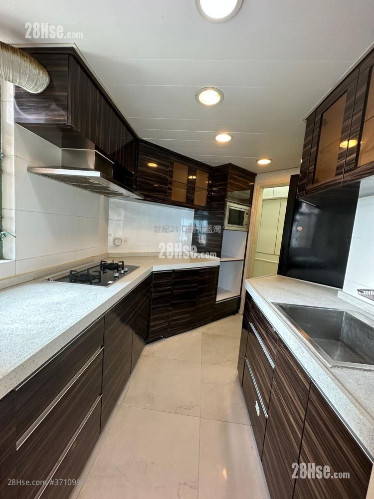 Island Resort Rental 3 Bedrooms , 3 Bathrooms 847 ft²