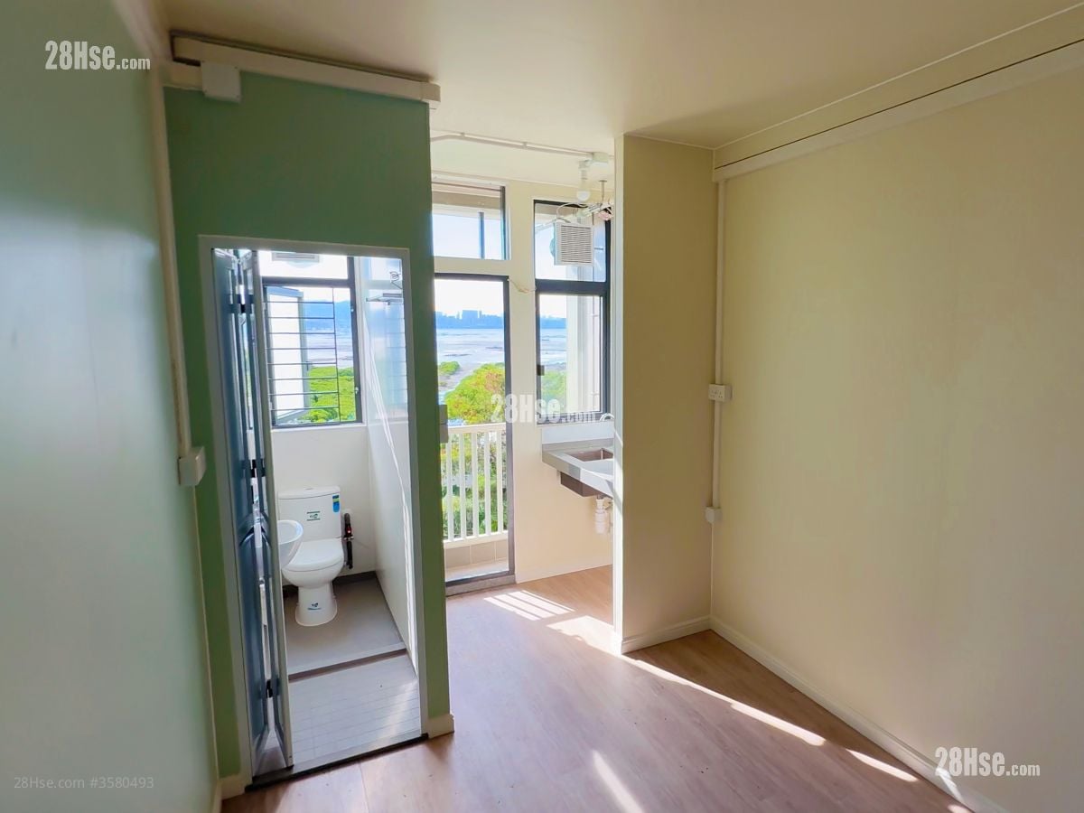 living room: T-Loft@Lau Fau Rental Studio , 1 Bathroom 302 ft²