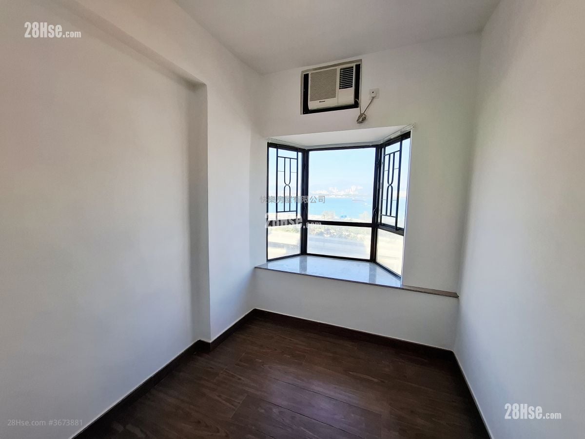 Connaught Garden Rental 2 Bedrooms , 1 Bathroom 340 ft²