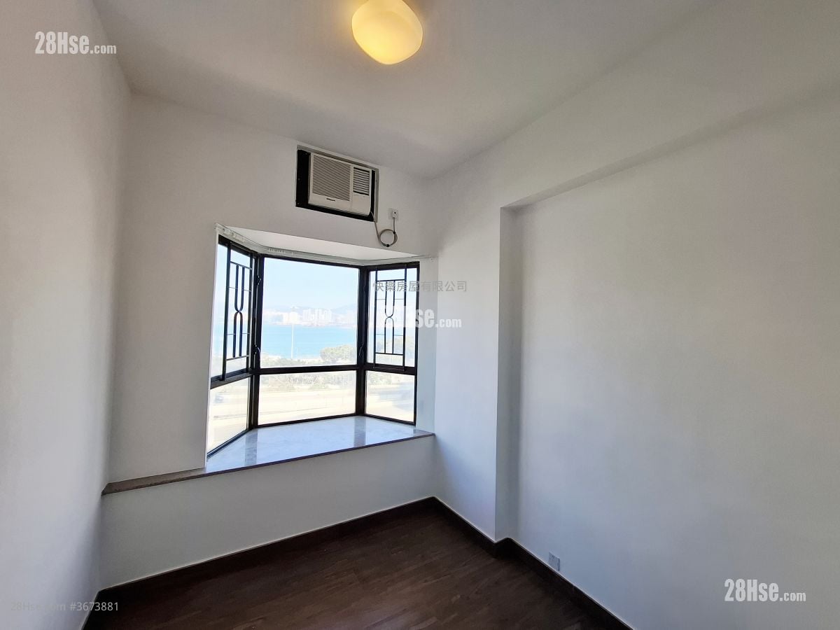 Connaught Garden Rental 2 Bedrooms , 1 Bathroom 340 ft²