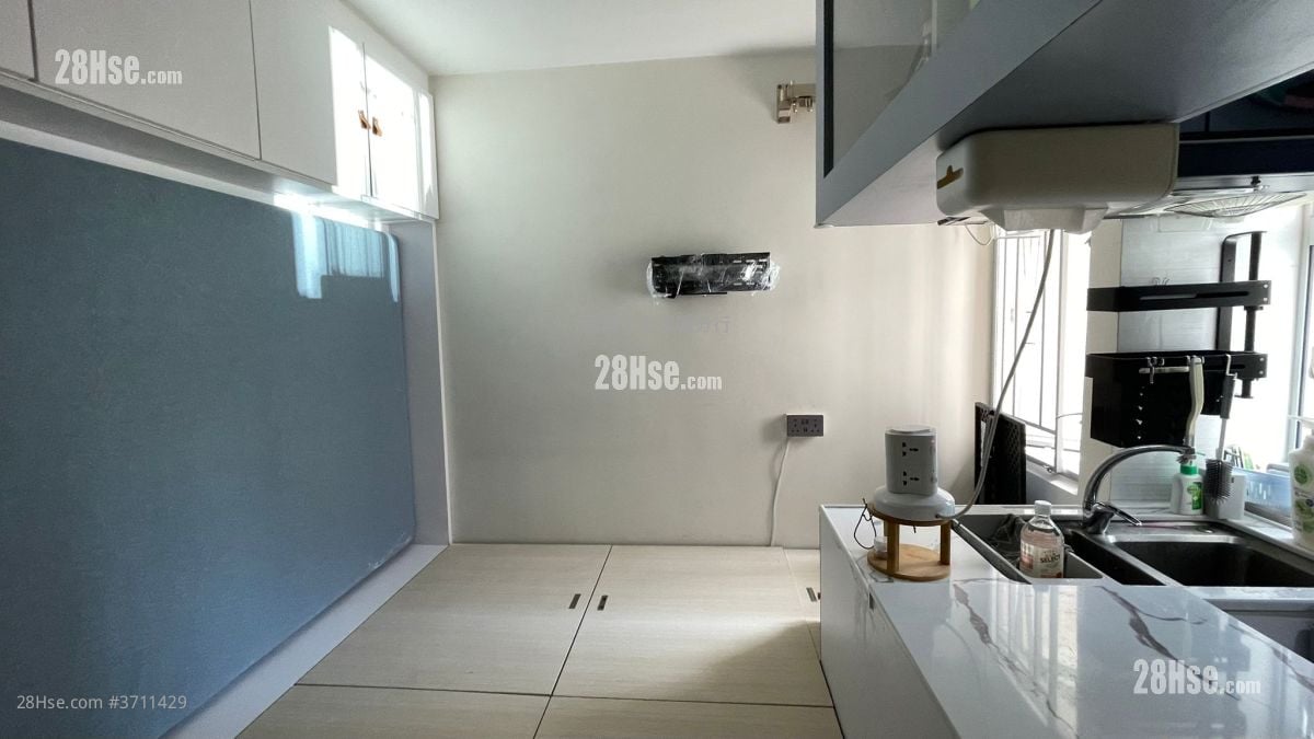 Fung Tak Estate Sell Studio , 1 Bathroom 140 ft²
