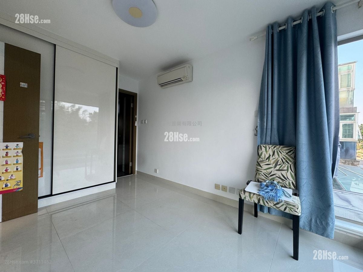 村屋 售盘 2 房 , 2 浴室 700 平方尺