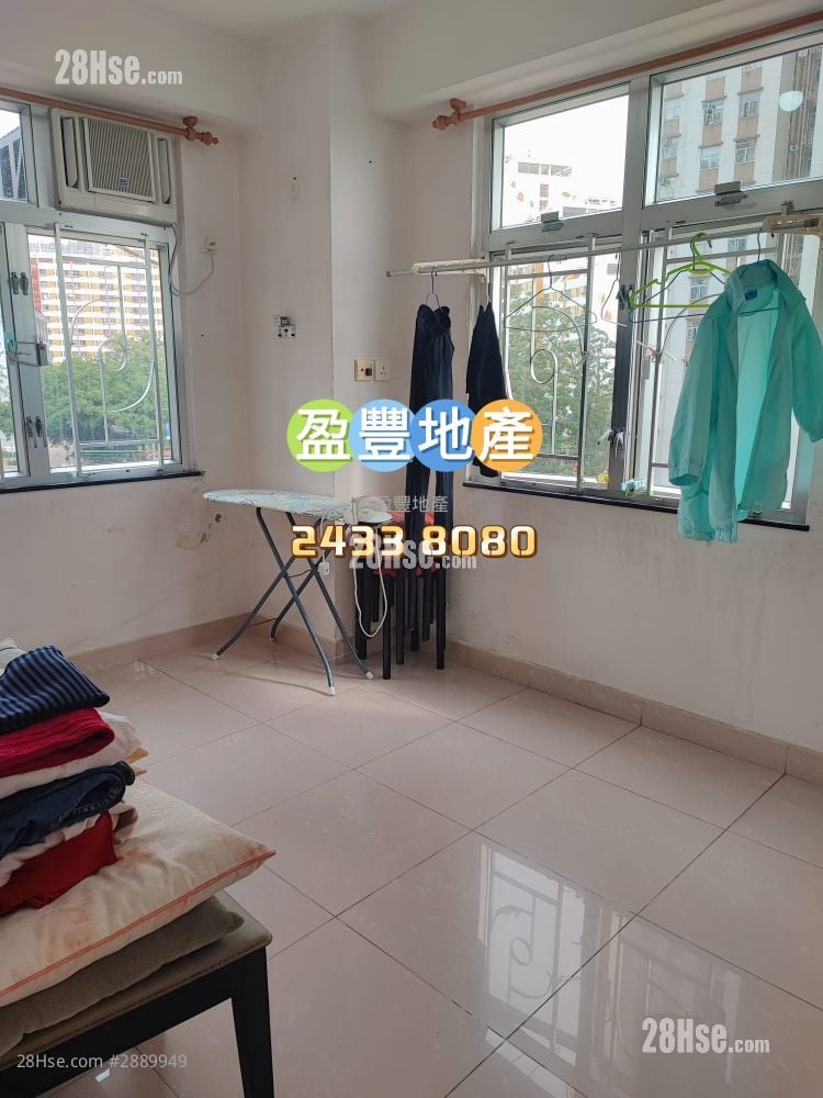 Melody Garden Sell 3 Bedrooms , 1 Bathroom 695 ft²