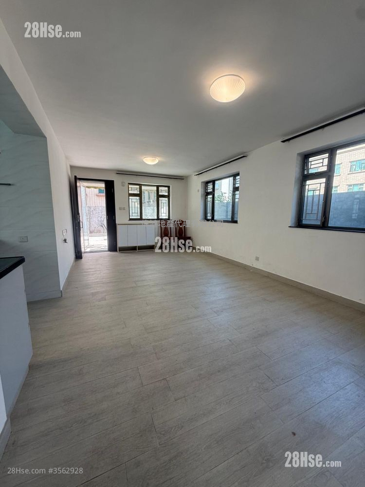 Village Rental 2 Bedrooms , 1 Bathroom 700 ft²