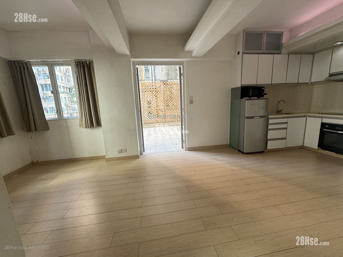 唐樓 租盤 2 房 , 1 浴室 401 平方呎