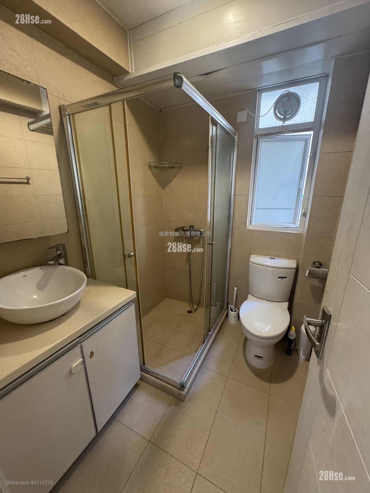 唐樓 租盤 2 房 , 1 浴室 401 平方呎