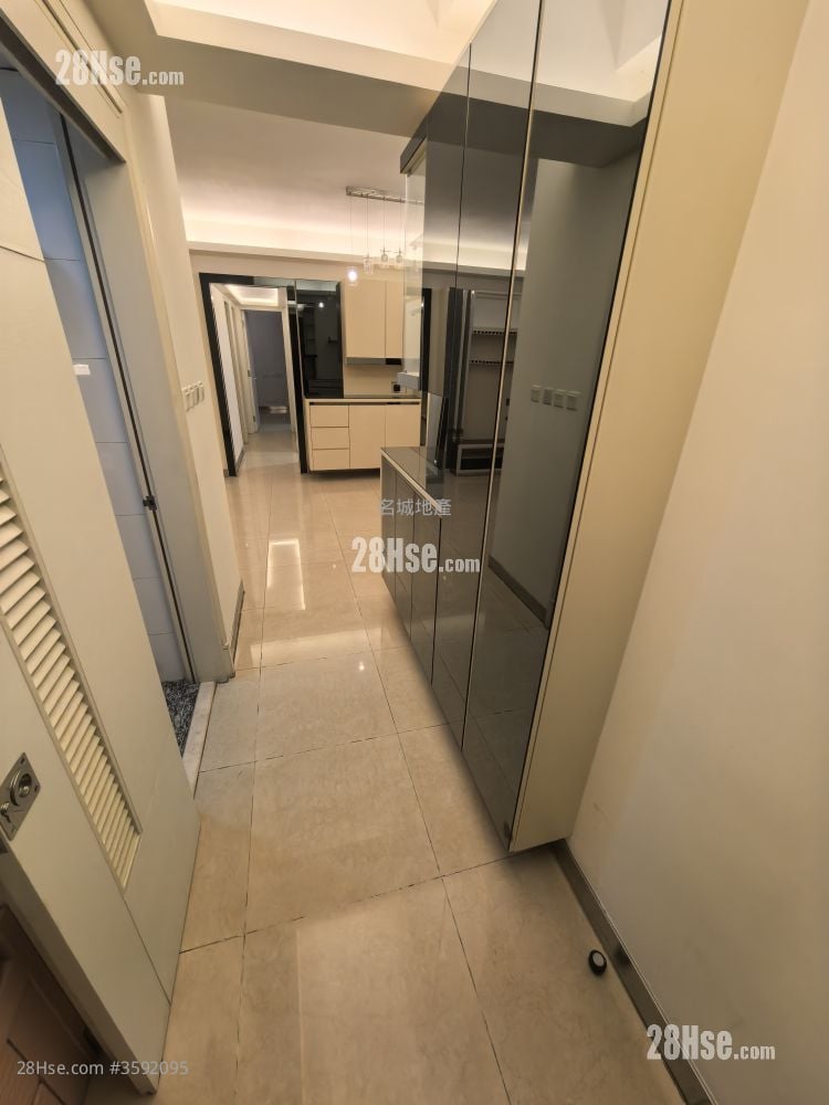 Festival City Sell 3 Bedrooms , 2 Bathrooms 784 ft²