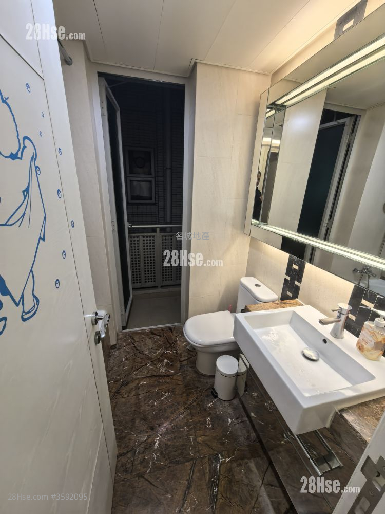 Festival City Sell 3 Bedrooms , 2 Bathrooms 784 ft²