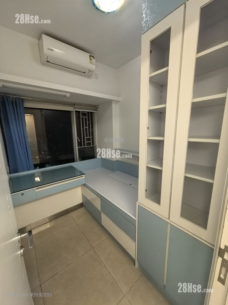 Festival City Sell 3 Bedrooms , 2 Bathrooms 784 ft²