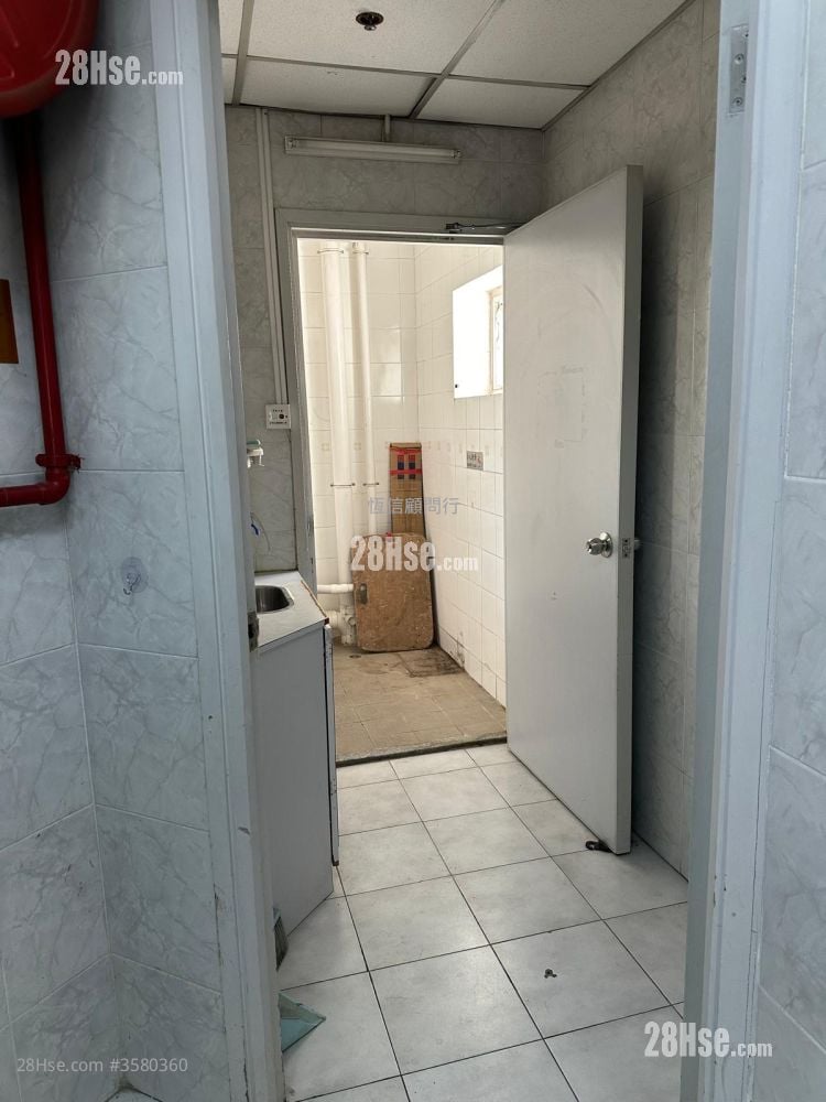 榮馳商業大廈 租盤