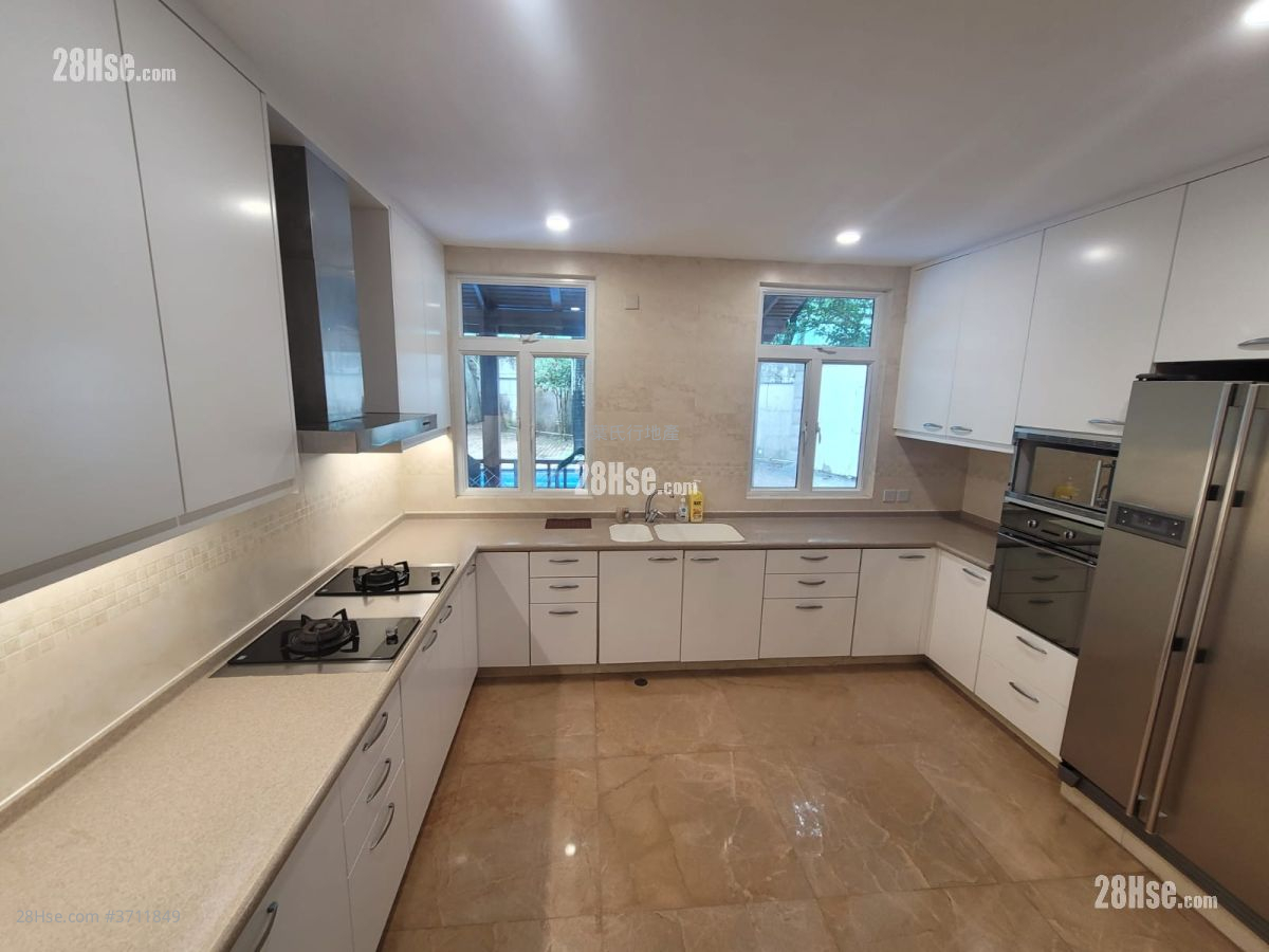 藍地別墅 租盤 5+ 房 , 5+ 浴室 4,000 平方呎