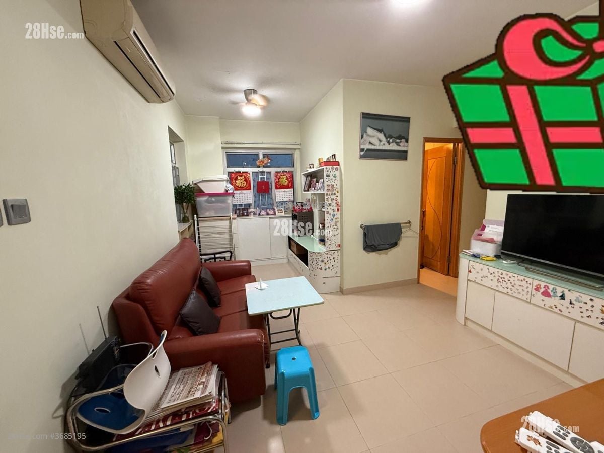 Lucky Building Sell 3 Bedrooms , 1 Bathroom 597 ft²