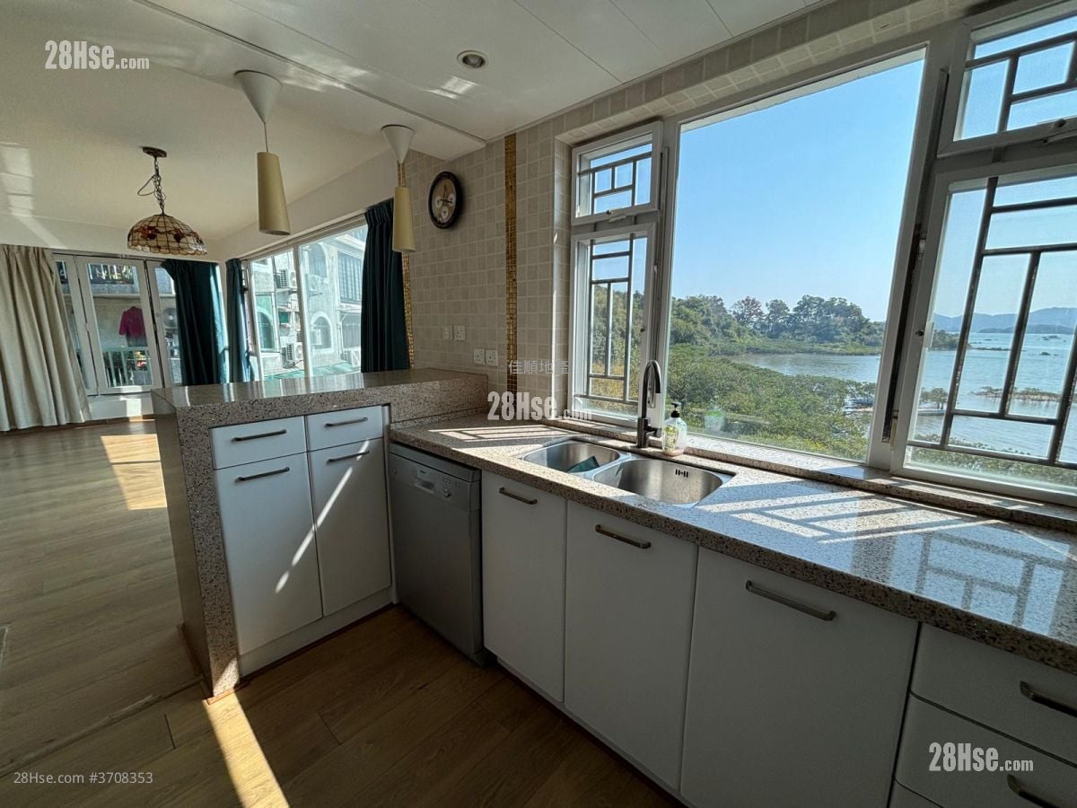 村屋 售盤 2 房 , 3 浴室