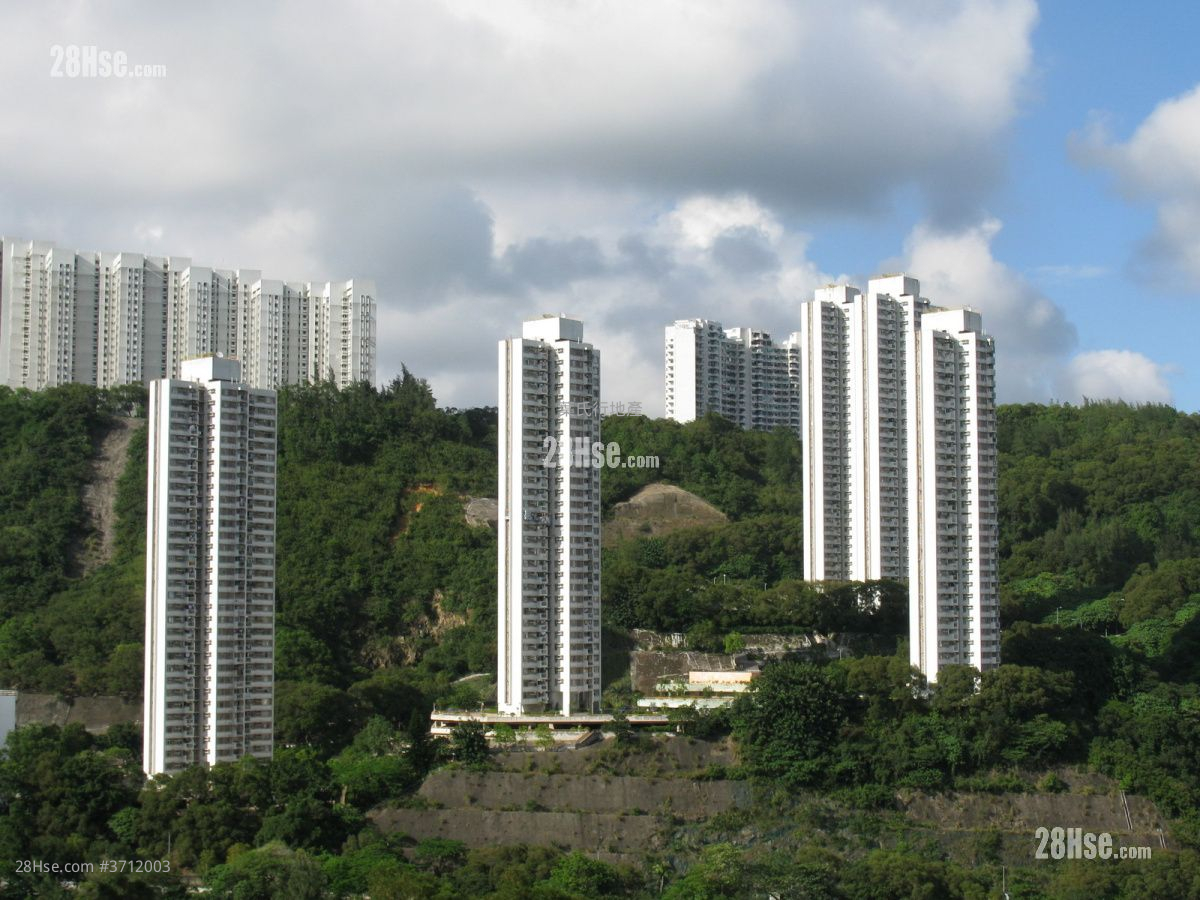 华员邨 售盘 3 房 807 平方尺