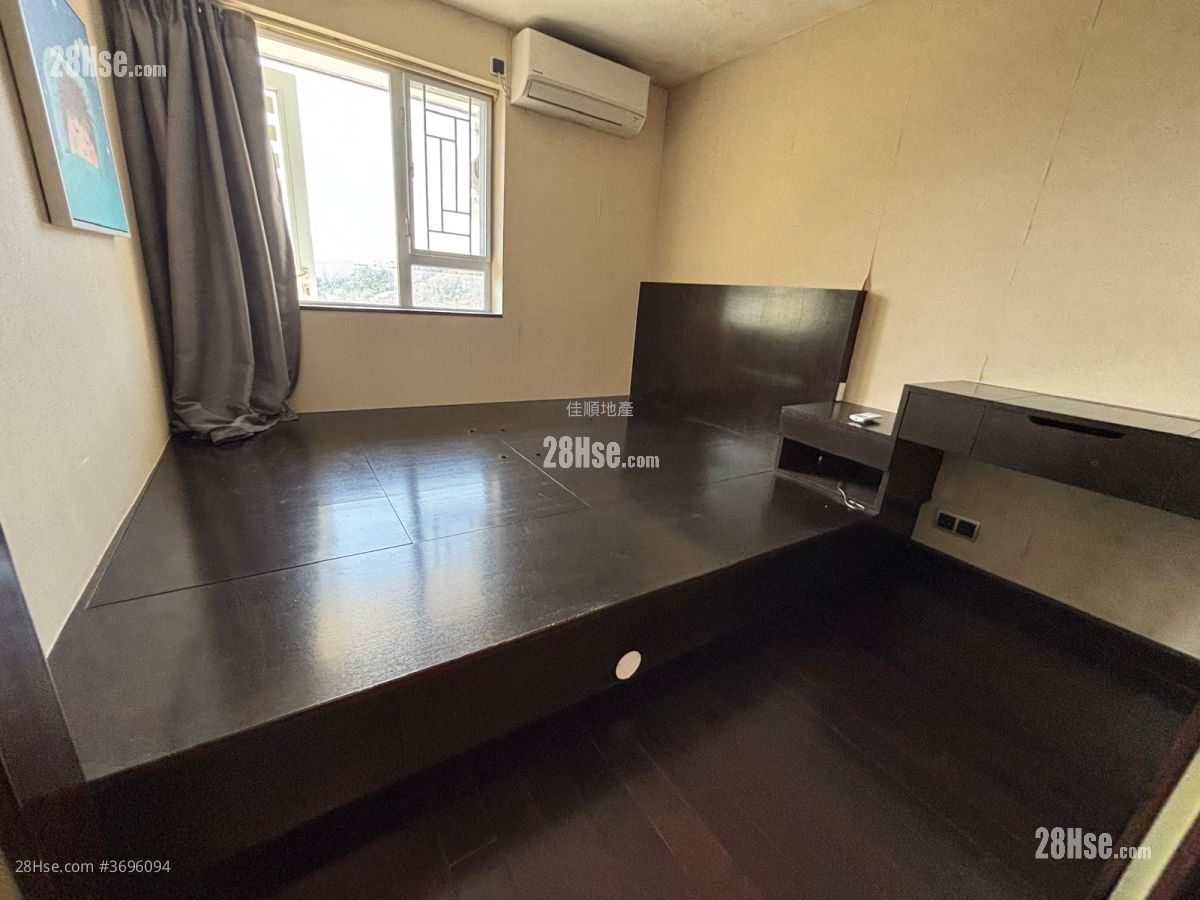 Village Sell 2 Bedrooms , 1 Bathroom