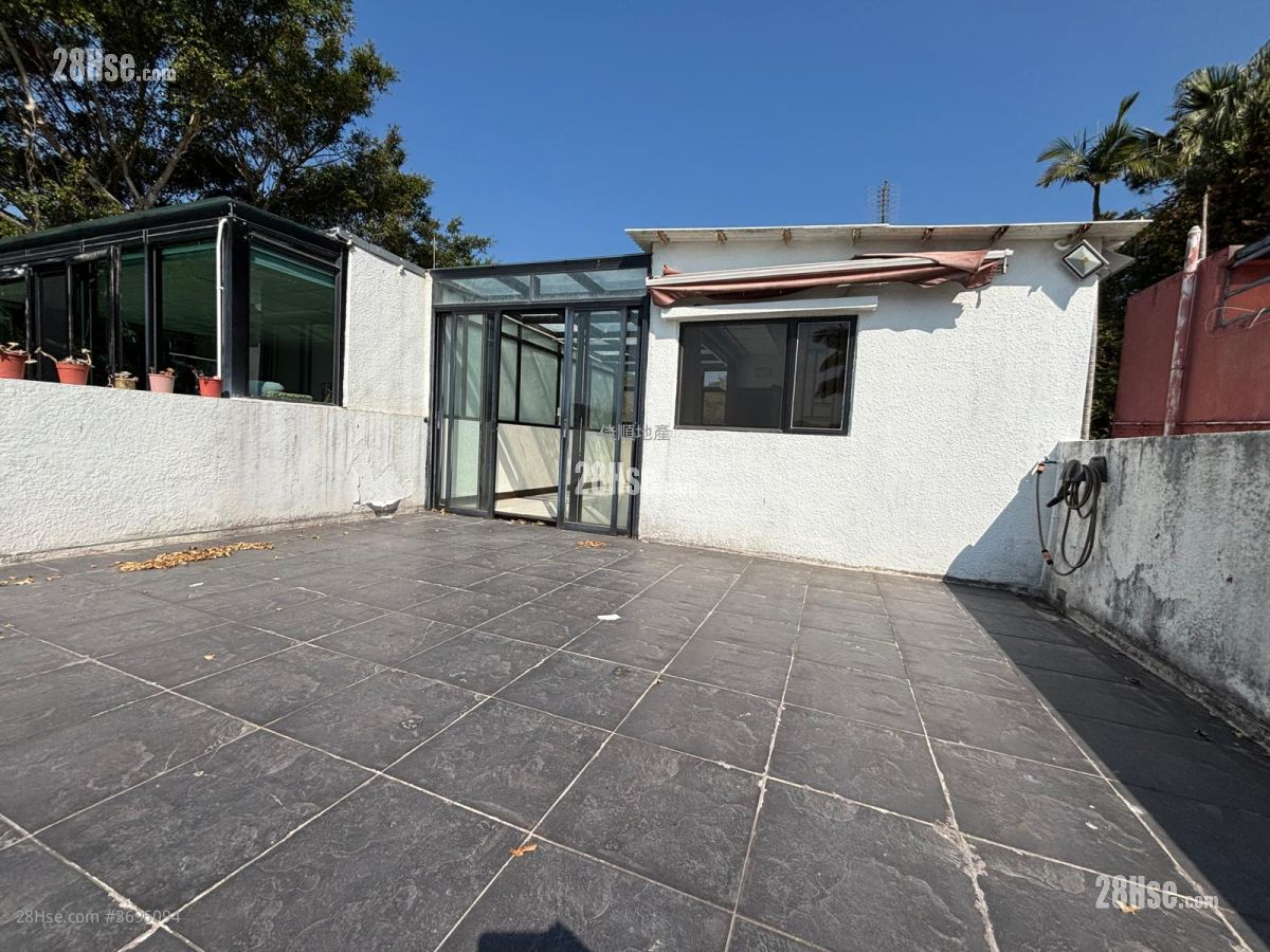 Village Sell 2 Bedrooms , 1 Bathroom