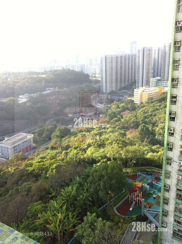 Hong Pak Court Sell 2 Bedrooms , 1 Bathroom 401 ft²