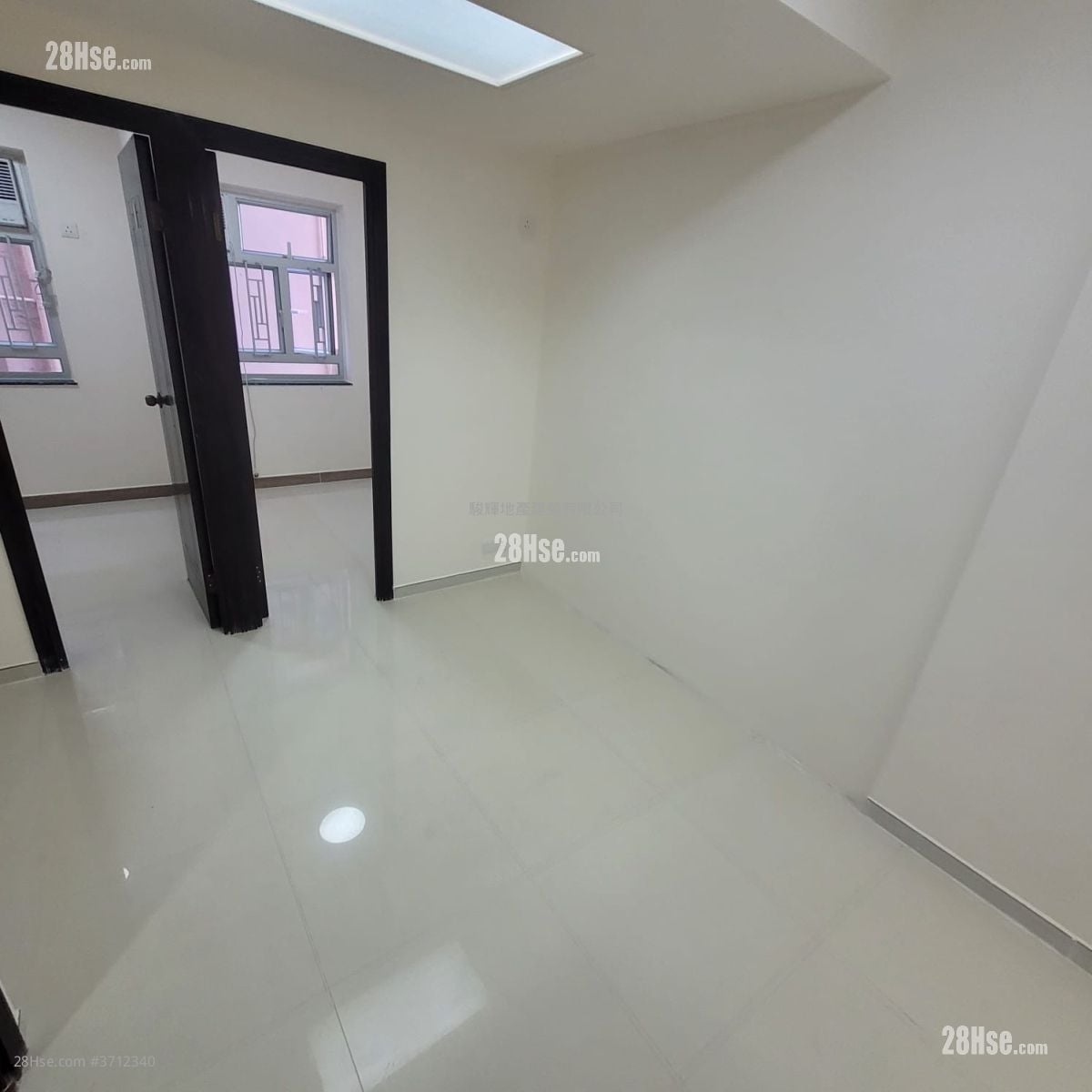 广裕大厦 售盘 2 房 341 平方尺