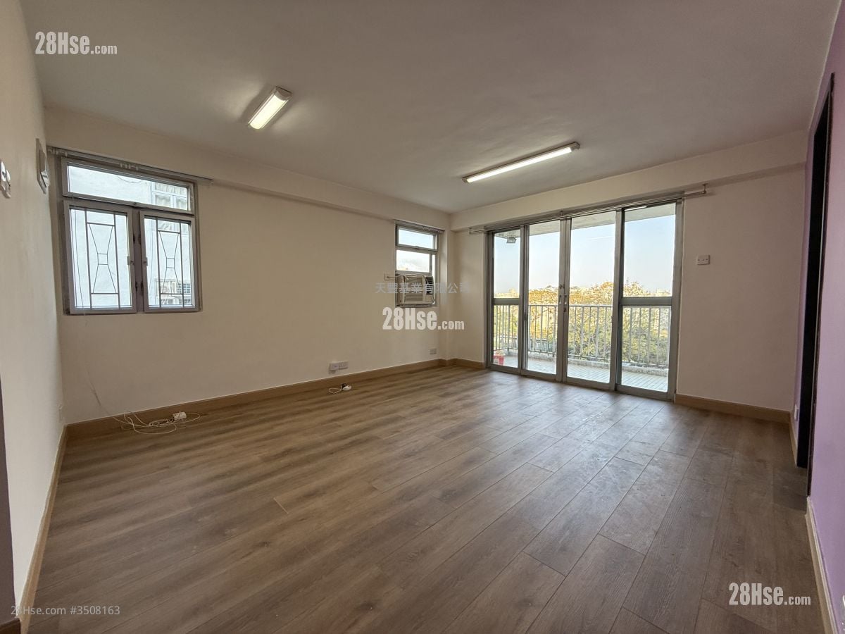 茅坪村 租盘 3 房 , 1 浴室 700 平方尺