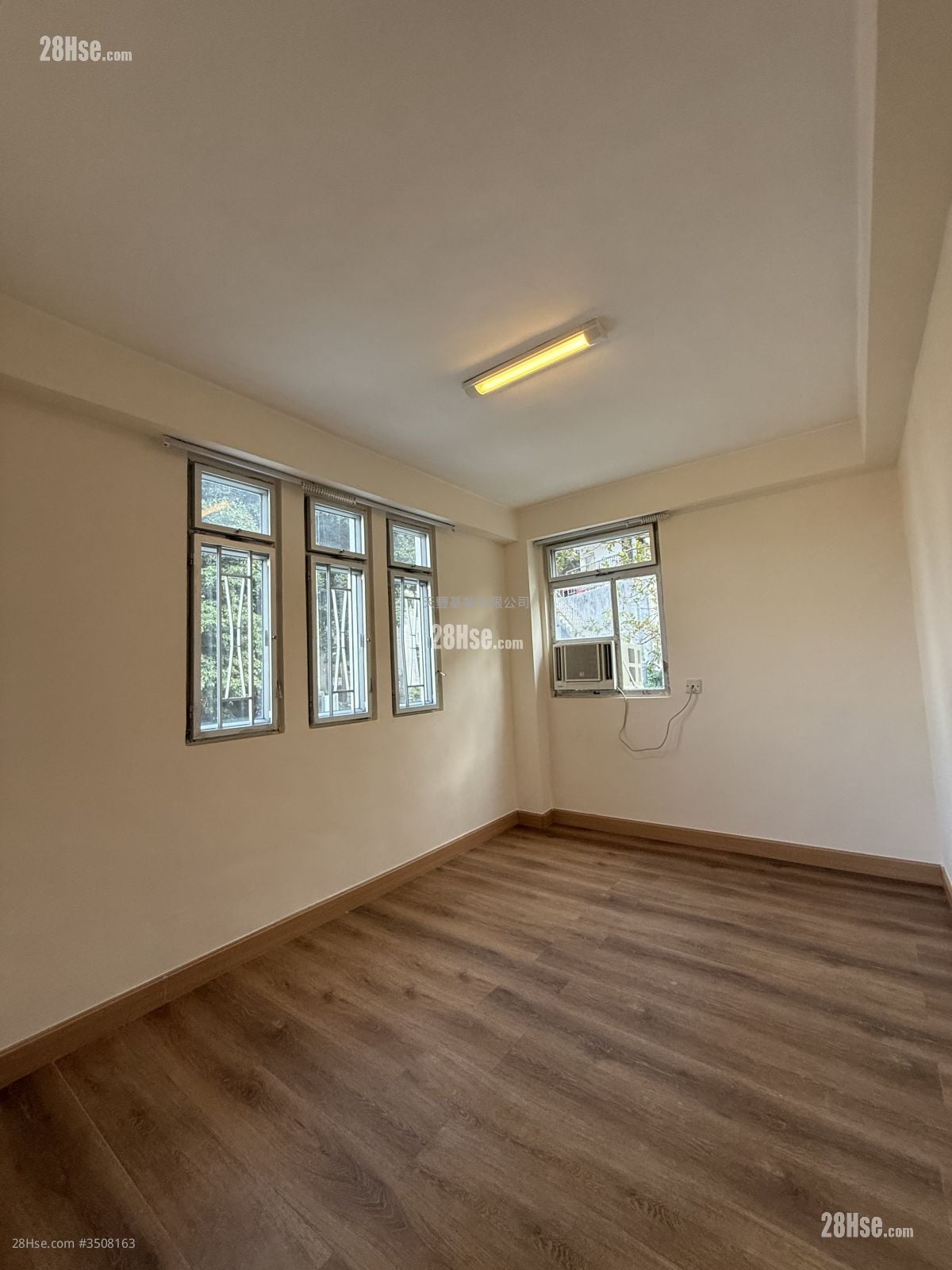 茅坪村 租盘 3 房 , 1 浴室 700 平方尺