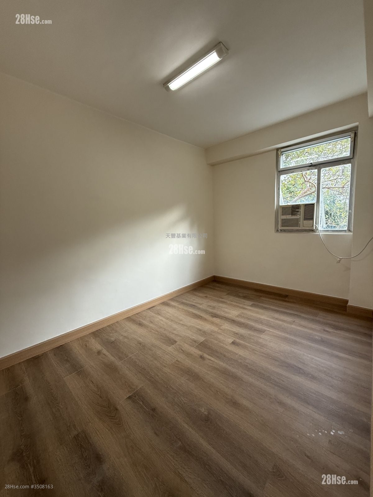 茅坪村 租盘 3 房 , 1 浴室 700 平方尺