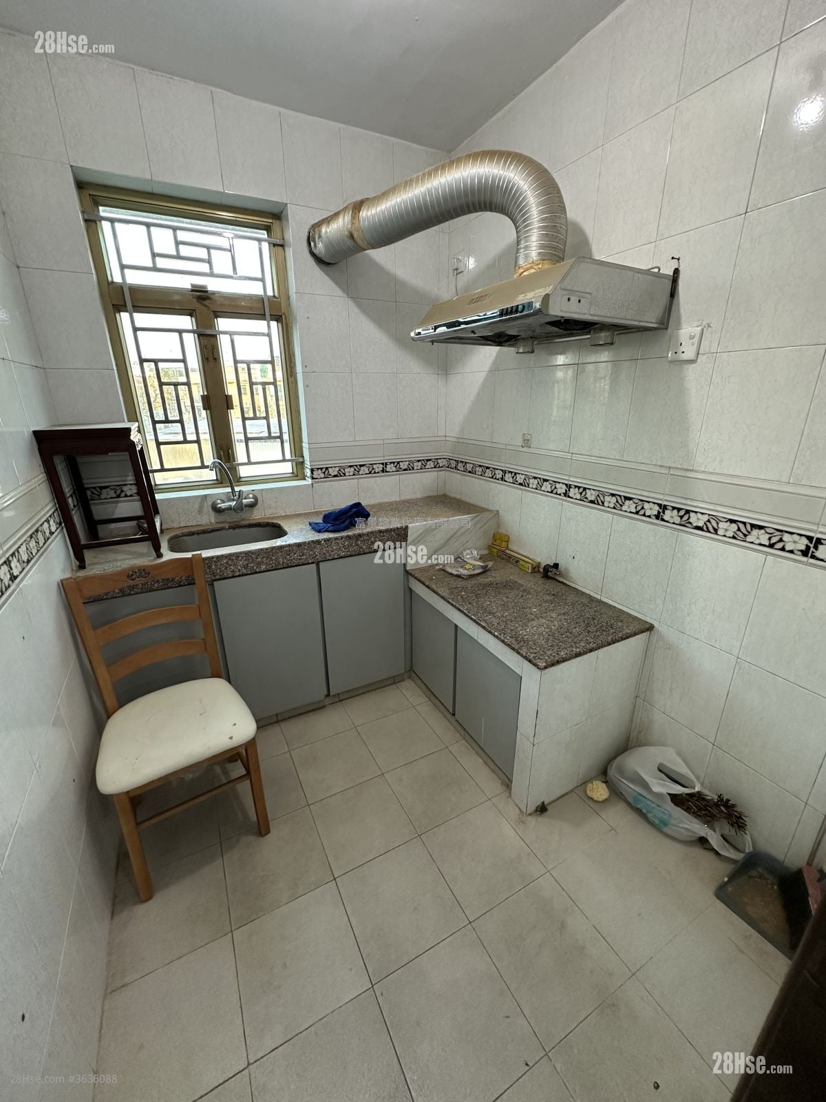 村屋 租盘 3 房 , 1 浴室 653 平方尺