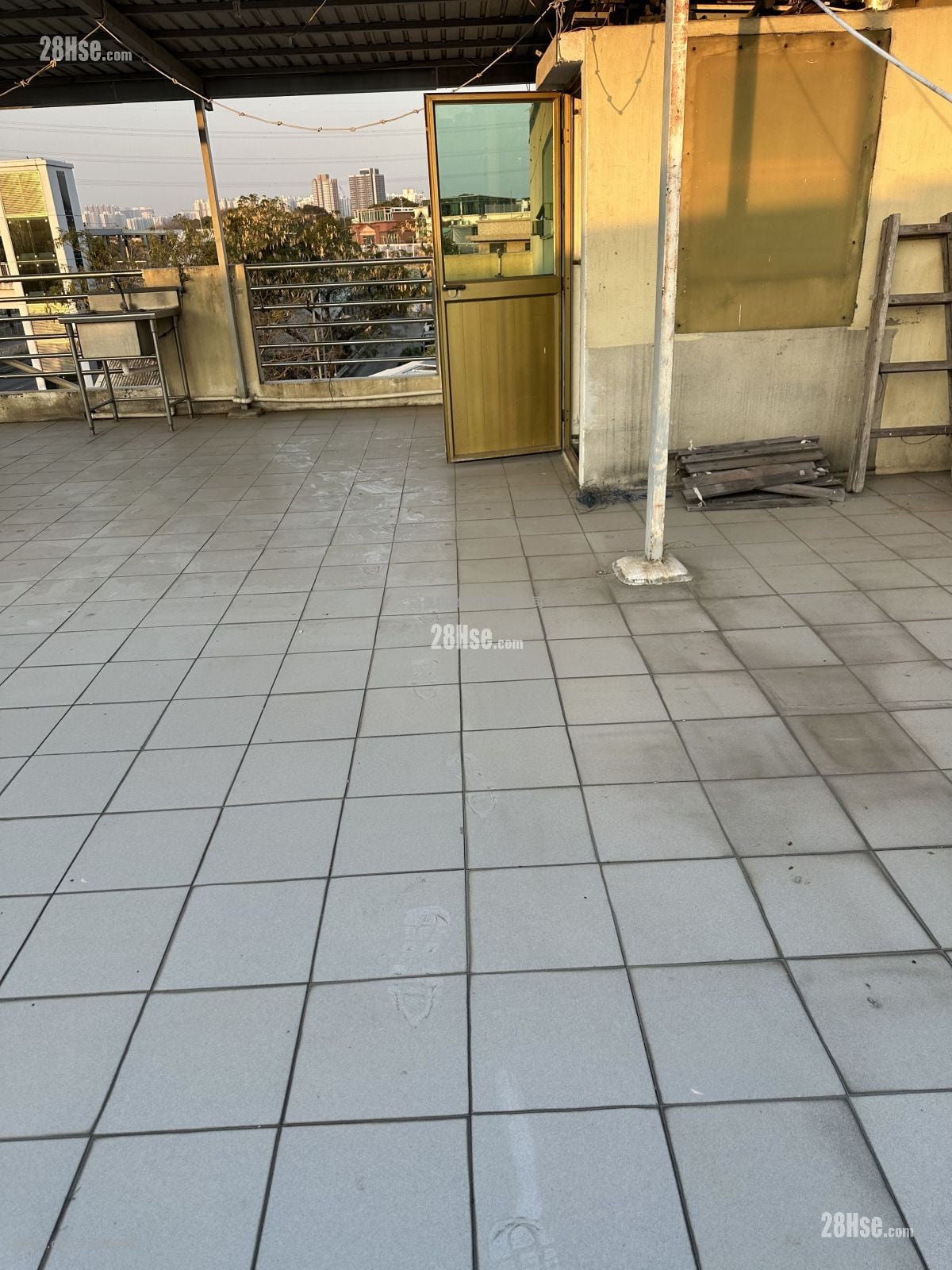 村屋 租盘 3 房 , 1 浴室 653 平方尺