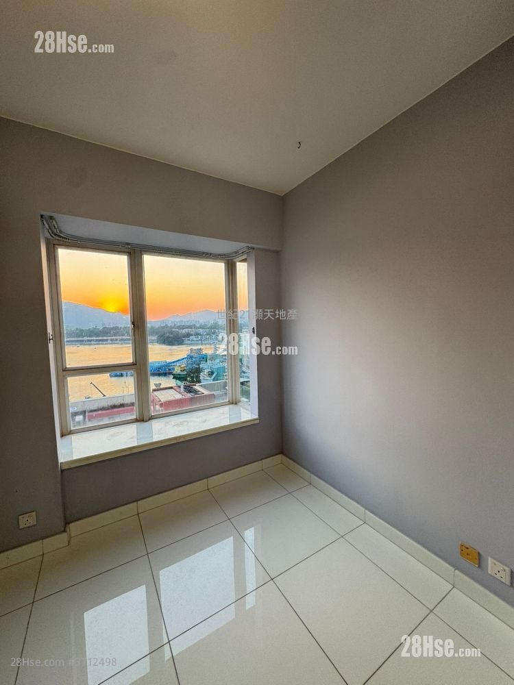 The Beverly Hills Rental 5+ Bedrooms , 2 Bathrooms 1,902 ft²