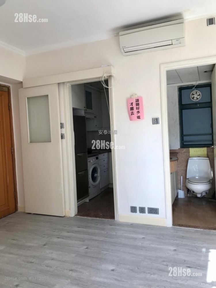 The Metro City Rental 2 Bedrooms , 1 Bathroom 363 ft²