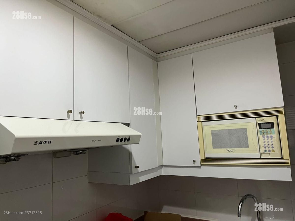 The Metro City Rental 2 Bedrooms , 1 Bathroom 363 ft²