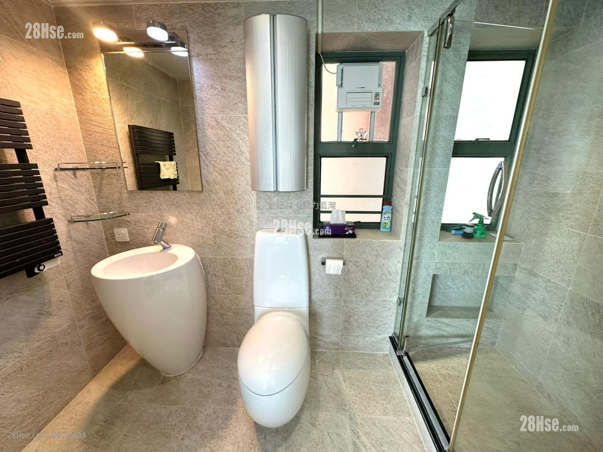 蓝湾半岛 售盘 3 房 , 3 浴室 847 平方尺