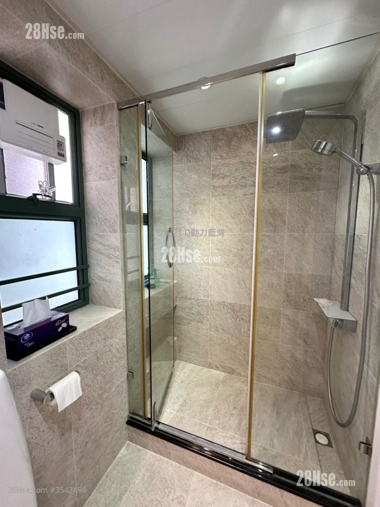 蓝湾半岛 售盘 3 房 , 3 浴室 847 平方尺