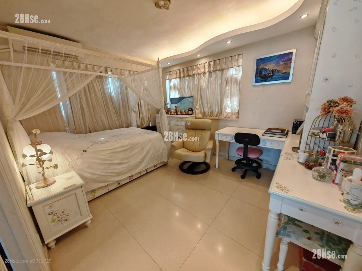 西沙路村屋 售盘 4 房 , 3 浴室 2,100 平方尺