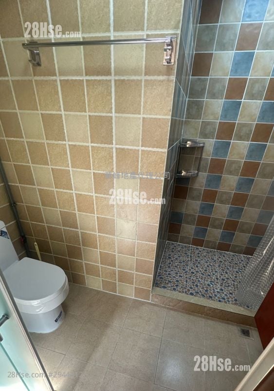 唐楼 租盘 1 房 , 1 浴室 140 平方尺