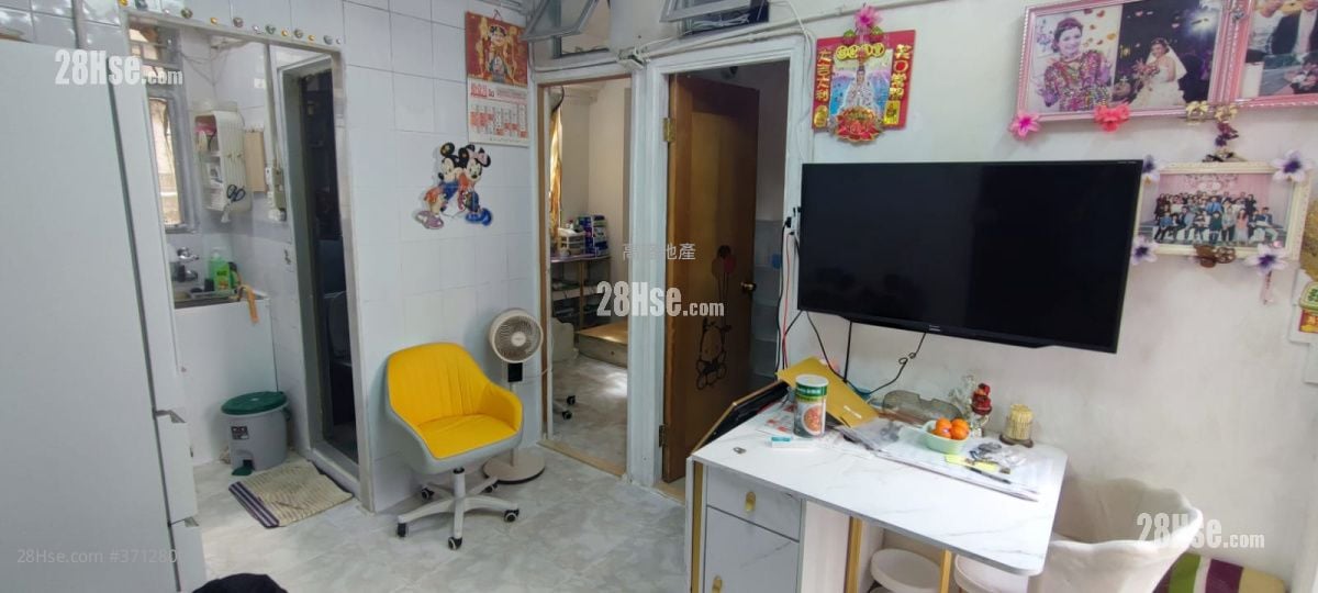 Jackson Building Sell 2 Bedrooms , 1 Bathroom 291 ft²