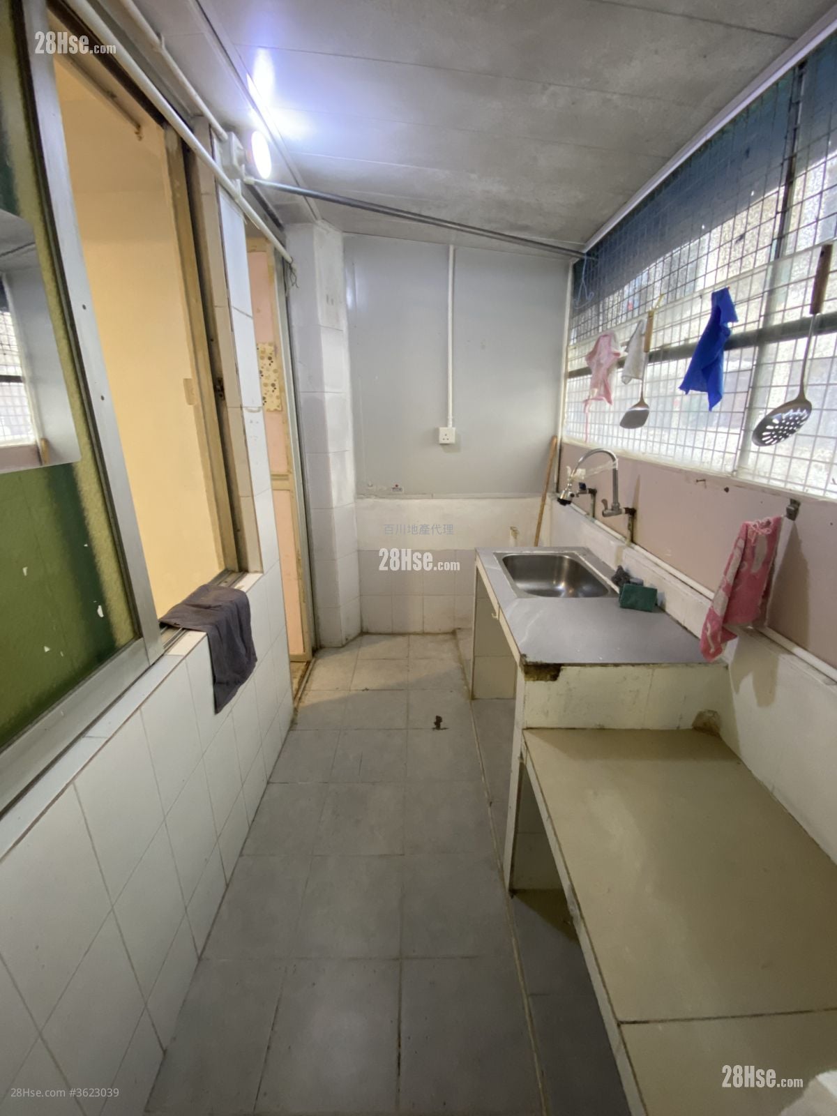 幸福楼 租盘 开放式间隔 , 1 浴室 180 平方尺